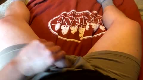 Jeremys room chill and puff one enjoy online show from February 6, 2025, 9:49 pm