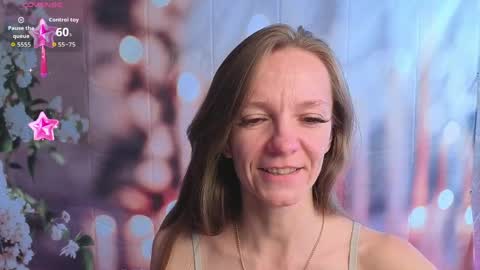 jesica_moon_peachyy online show from April 5, 2026, 4:31 am
