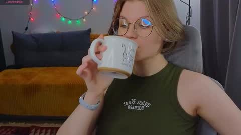  JessieVibes online show from November 4, 2025, 1:10 pm