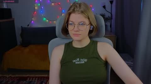  JessieVibes online show from November 11, 2025, 12:16 pm