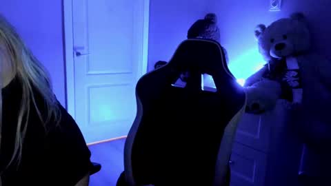 Snapshot of jess1ca_rabb1t chatting on December 13, 2024, 1:12 pm jess1ca_rabb1t online show from December 13, 2024, 1:12 pm