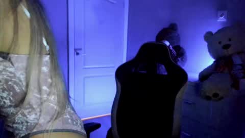 Snapshot of jess1ca_rabb1t chatting on December 15, 2024, 11:34 am jess1ca_rabb1t online show from December 15, 2024, 11:34 am