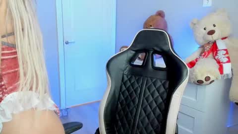 Snapshot of jess1ca_rabb1t chatting on December 17, 2024, 5:51 am jess1ca_rabb1t online show from December 17, 2024, 5:51 am