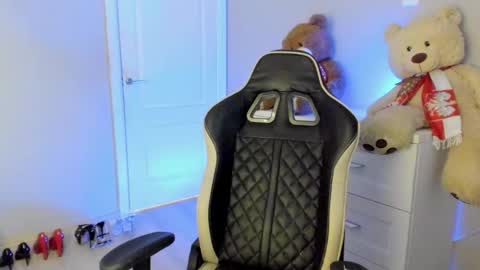 Snapshot of jess1ca_rabb1t chatting on January 10, 2025, 11:11 am jess1ca_rabb1t online show from January 10, 2025, 11:11 am