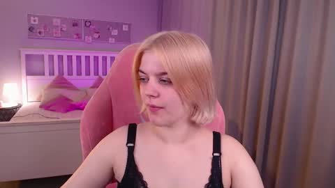 Snapshot of jess_marais chatting on September 19, 2025, 7:43 am Jess online show from September 19, 2025, 7:43 am