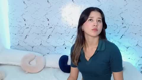 Snapshot of jessdant_luv chatting on October 12, 2025, 4:33 am Hello we are Jesse and Dante. online show from October 12, 2025, 4:33 am