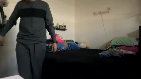 Snapshot of jesselopezcali chatting on February 21, 2025, 6:04 pm Hungjessy online show from February 21, 2025, 6:04 pm