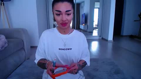 Jess online show from May 21, 2026, 10:00 am