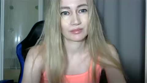 Snapshot of jessfox1 chatting on December 30, 2024, 1:37 am JessFox1 online show from December 30, 2024, 1:37 am