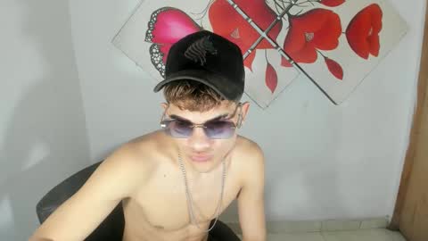 Snapshot of jesshot_bigcock chatting on April 3, 2026, 3:10 pm jesshot_bigcock online show from April 3, 2026, 3:10 pm