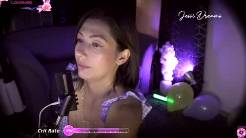 Snapshot of jessi_dreams chatting on October 19, 2025, 2:34 am Jessica Gomez online show from October 19, 2025, 2:34 am