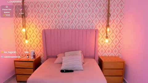  J E S S I  online show from April 11, 2026, 7:45 am