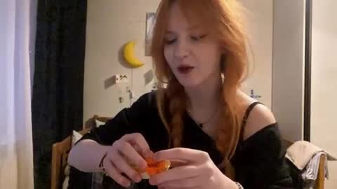 Susie online show from April 7, 2026, 3:45 pm