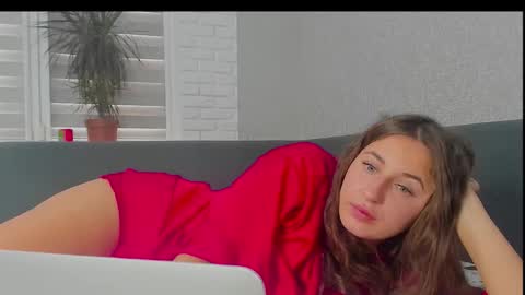 Snapshot of jessica__star chatting on November 7, 2025, 8:14 am jessica__star online show from November 7, 2025, 8:14 am