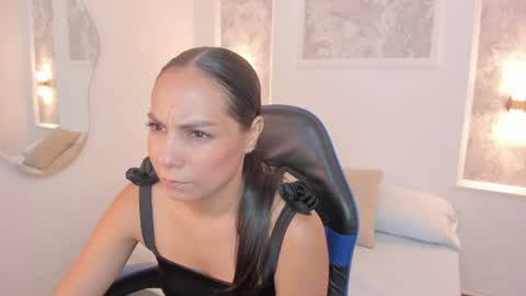 jessica_taylor_22 online show from June 16, 2026, 7:16 pm