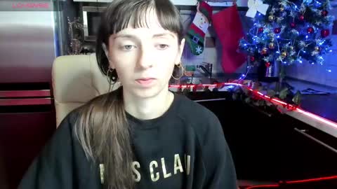 jessicaforris online show from December 9, 2024, 7:50 am