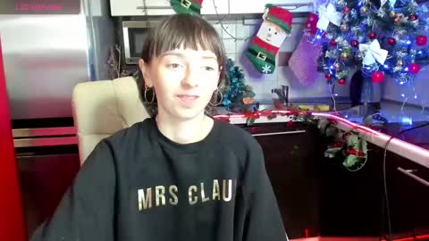 jessicaforris online show from December 16, 2024, 11:01 am