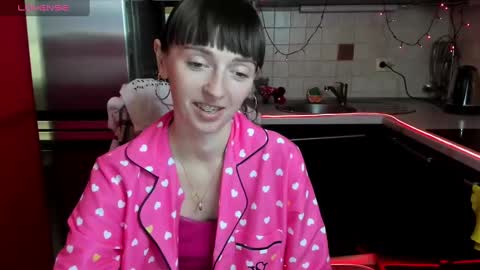 jessicaforris online show from February 19, 2025, 10:56 am