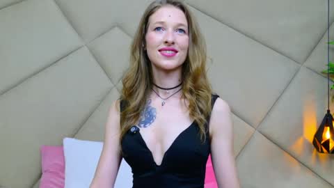 Jessica online show from April 23, 2026, 7:38 pm