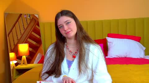 Jessica online show from April 8, 2026, 6:46 am