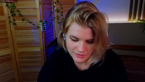 jessicaoconnor online show from December 5, 2024, 7:38 pm