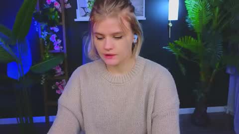 jessicaoconnor online show from December 8, 2024, 12:41 pm