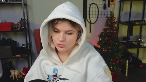 jessicaoconnor online show from December 12, 2024, 4:32 pm