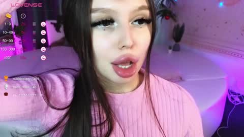 Snapshot of jessie_johns chatting on December 16, 2024, 5:11 pm jessie_johns online show from December 16, 2024, 5:11 pm