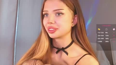 jessie_johns online show from April 18, 2026, 4:44 pm