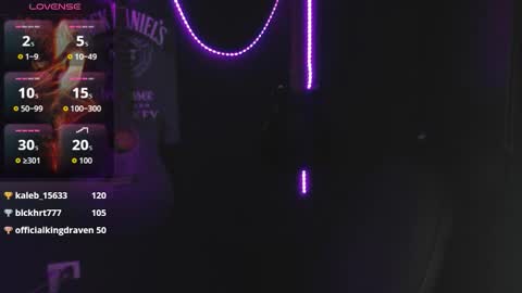 jessie_wild online show from October 15, 2025, 5:40 am