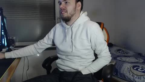 Snapshot of jessiebluexox chatting on October 14, 2025, 9:59 pm jessiebluexox online show from October 14, 2025, 9:59 pm