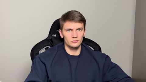 Snapshot of jessierise chatting on February 3, 2025, 7:00 pm JessieRise online show from February 3, 2025, 7:00 pm