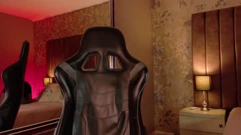 Jessy online show from July 10, 2026, 10:56 pm