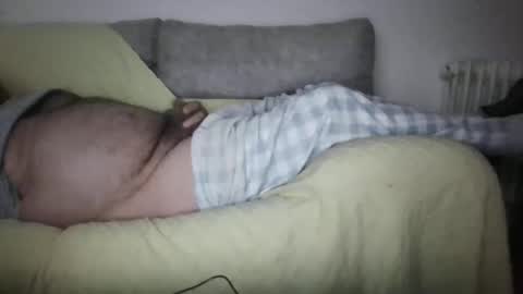 jesuslove27 online show from April 18, 2026, 9:46 am