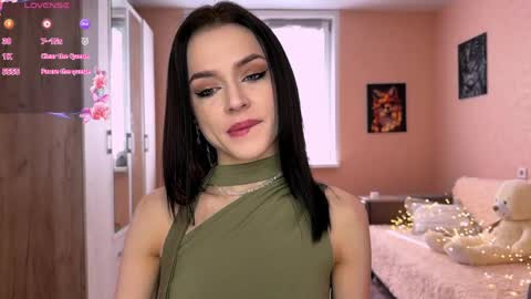 Lea online show from April 17, 2026, 7:00 am