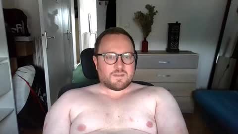 Snapshot of jeuneloup92 chatting on September 12, 2025, 3:23 pm jeuneloup92 online show from September 12, 2025, 3:23 pm