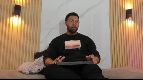 jeus_stanley online show from February 6, 2026, 5:23 am