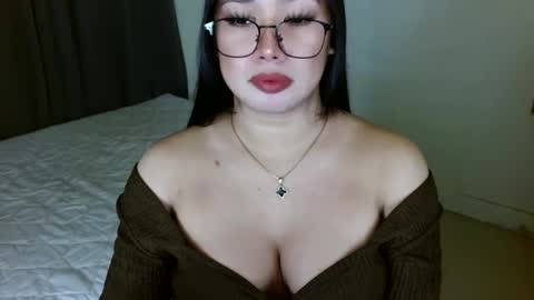 Snapshot of jewel_28 chatting on February 1, 2025, 6:29 pm Jewel online show from February 1, 2025, 6:29 pm