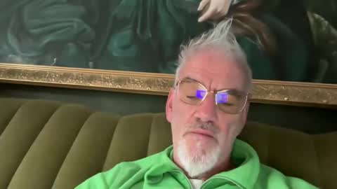 Snapshot of jewlronny chatting on October 27, 2025, 7:12 am jewlronny online show from October 27, 2025, 7:12 am