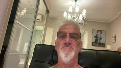Snapshot of jewlronny chatting on March 30, 2026, 10:00 pm jewlronny online show from March 30, 2026, 10:00 pm