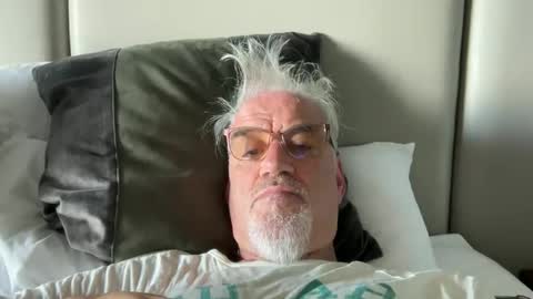 Snapshot of jewlronny chatting on April 3, 2026, 6:00 am jewlronny online show from April 3, 2026, 6:00 am