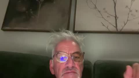 Snapshot of jewlronny chatting on April 18, 2026, 6:45 pm jewlronny online show from April 18, 2026, 6:45 pm