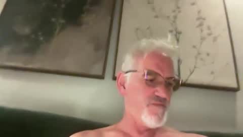 Snapshot of jewlronny chatting on April 18, 2026, 7:58 pm jewlronny online show from April 18, 2026, 7:58 pm
