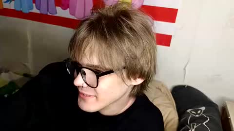 jeycob ice online show from February 25, 2026, 7:23 pm