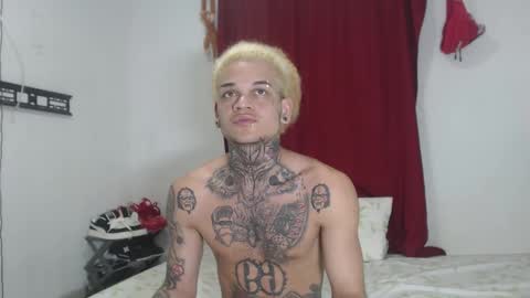 Snapshot of jeykob_23 chatting on December 25, 2024, 12:48 am JEYKOB online show from December 25, 2024, 12:48 am