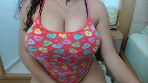 rousbigtits online show from June 4, 2026, 1:06 pm
