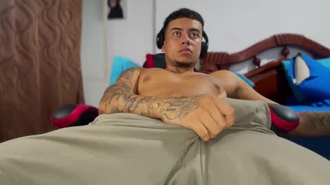 Onlyfans  Twitter  online show from November 29, 2025, 4:15 am