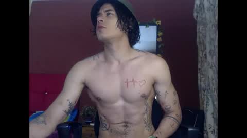 jffer_slhom online show from October 19, 2025, 7:03 pm