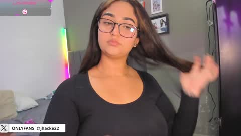 jhackelin  My independent account online show from January 22, 2025, 2:26 am