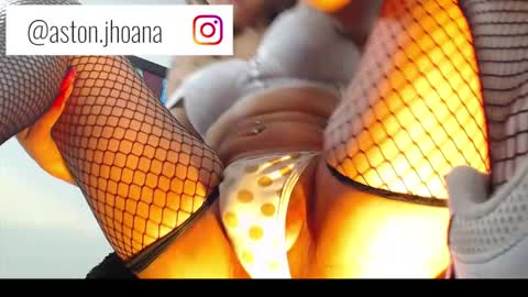 jhoana aston - daniel online show from September 17, 2025, 2:57 am